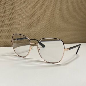 COSMOPOLITAN & RAY•BAN